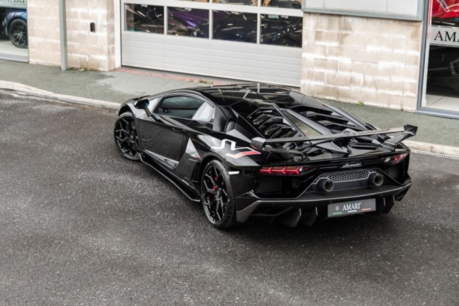 LAMBORGHINI AVENTADOR COUPE 6.5 LP 770-4 SVJ 2DR SEMI AUTOMATIC