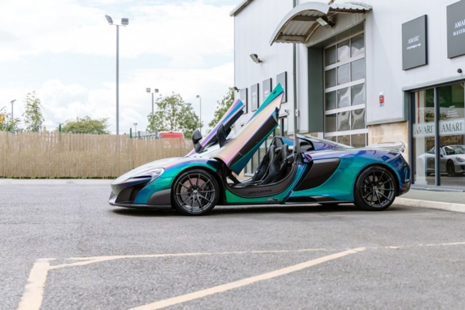 MCLAREN 675LT CONVERTIBLE 3.8 V8 SSG 2DR SEMI AUTOMATIC