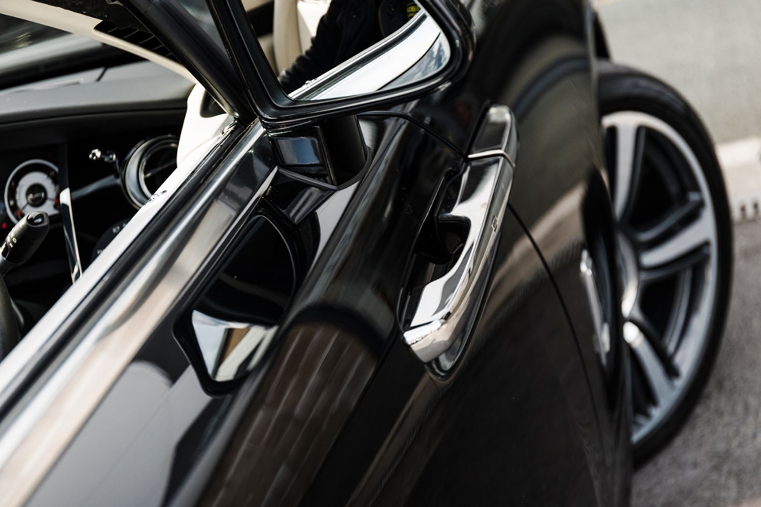 ROLLS-ROYCE WRAITH COUPE 6.6 V12 2DR AUTOMATIC