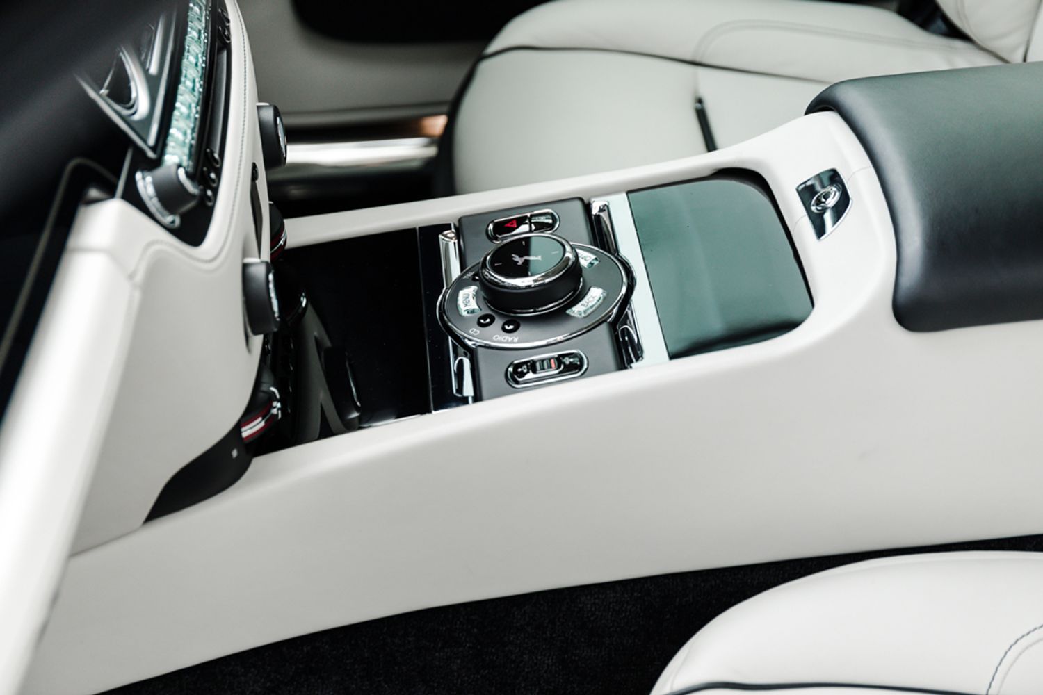 ROLLS-ROYCE WRAITH COUPE 6.6 V12 2DR AUTOMATIC