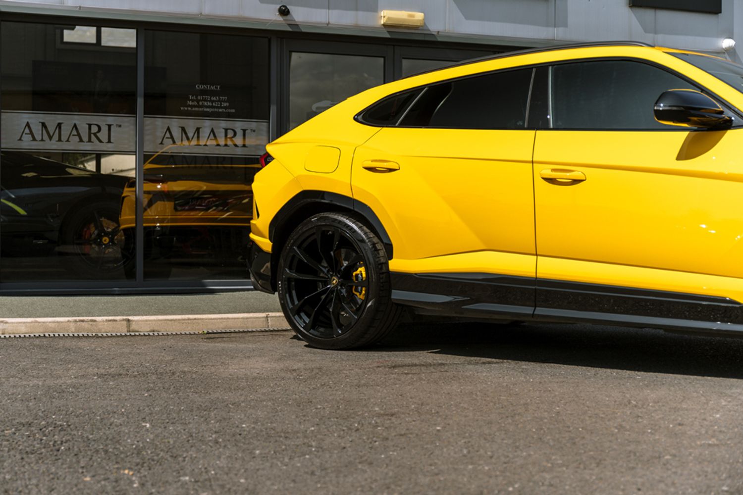 LAMBORGHINI URUS ESTATE 4.0 V8 5DR AUTOMATIC