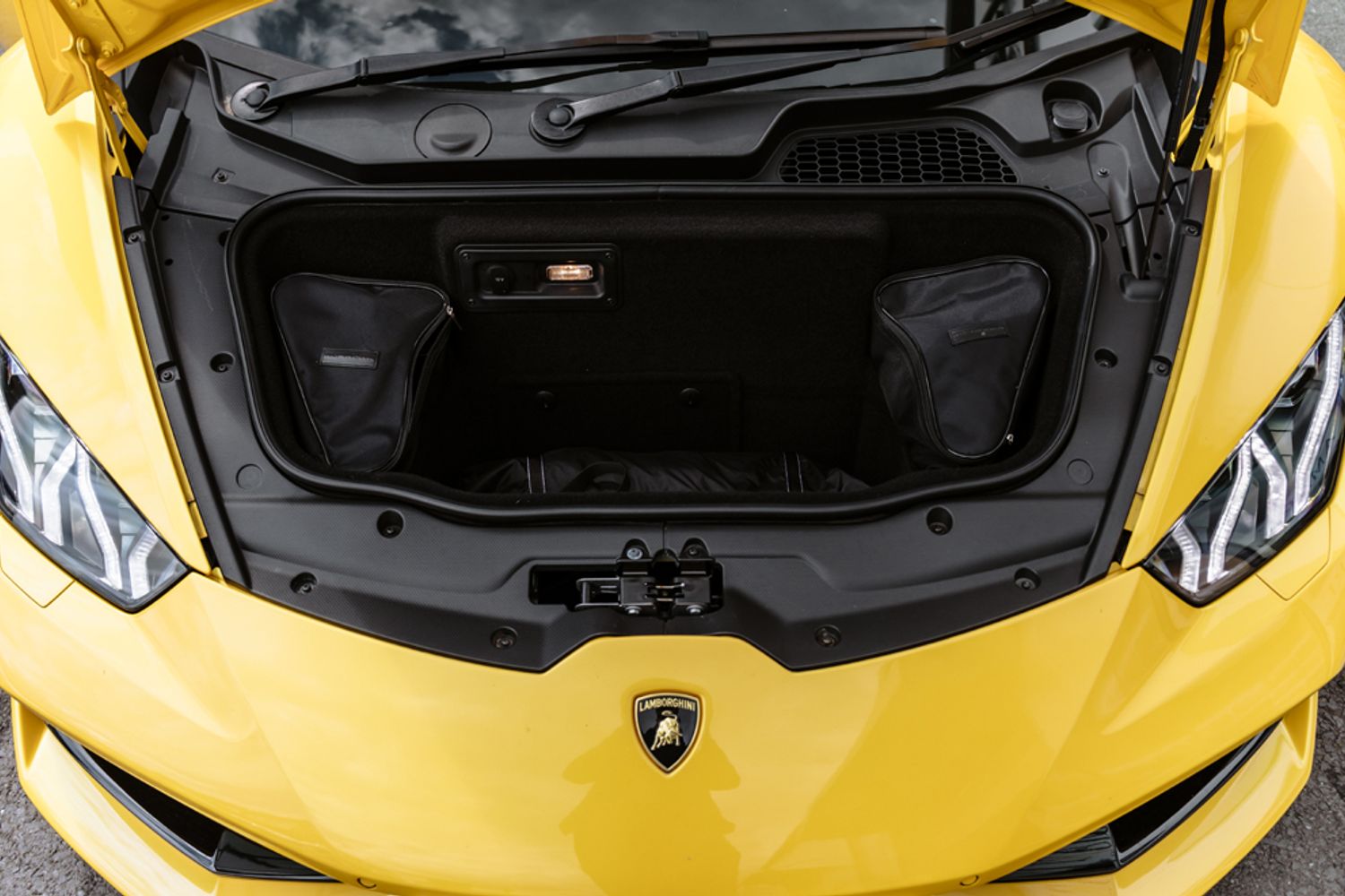 LAMBORGHINI HURACAN COUPE 5.2 LP 610-4 2DR SEMI AUTOMATIC