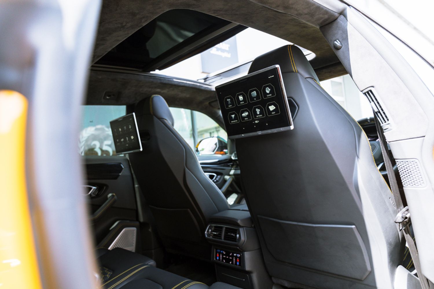 LAMBORGHINI URUS ESTATE 4.0 V8 5DR AUTOMATIC