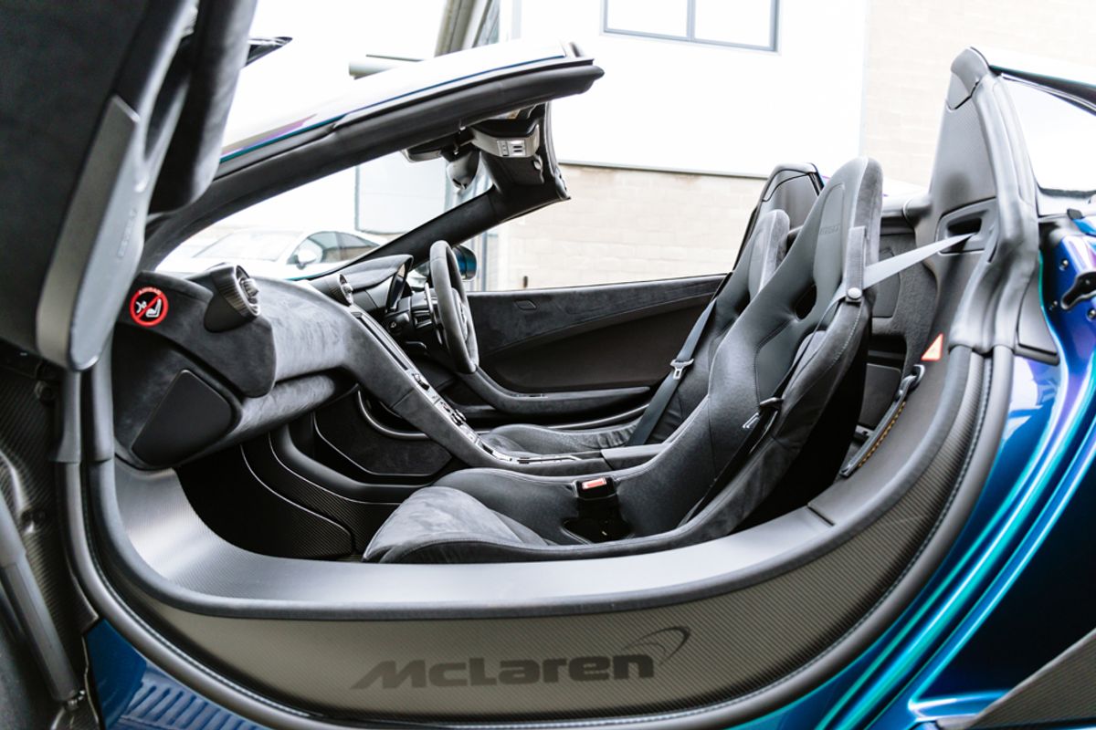 MCLAREN 675LT CONVERTIBLE 3.8 V8 SSG 2DR SEMI AUTOMATIC
