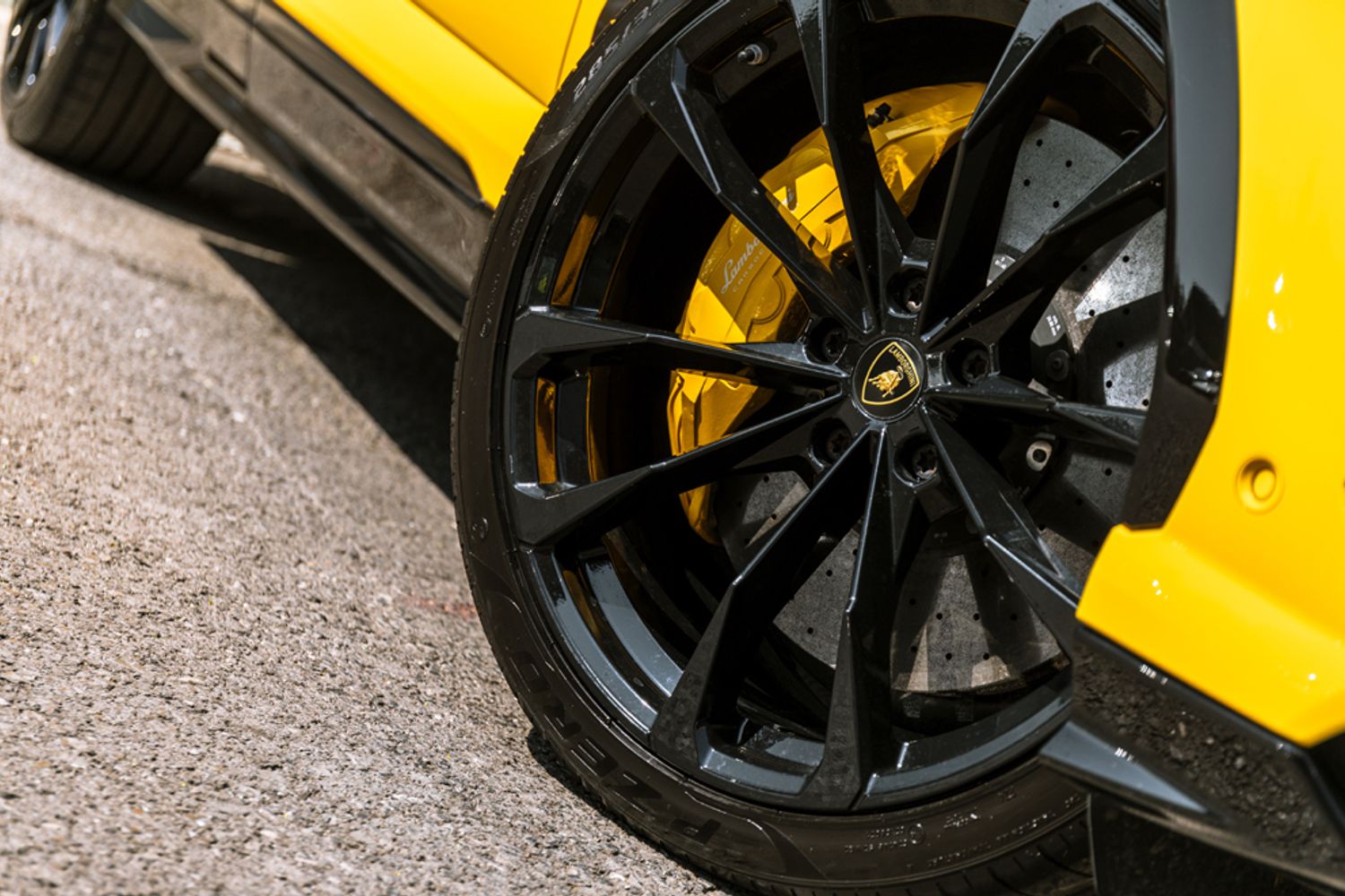 LAMBORGHINI URUS ESTATE 4.0 V8 5DR AUTOMATIC