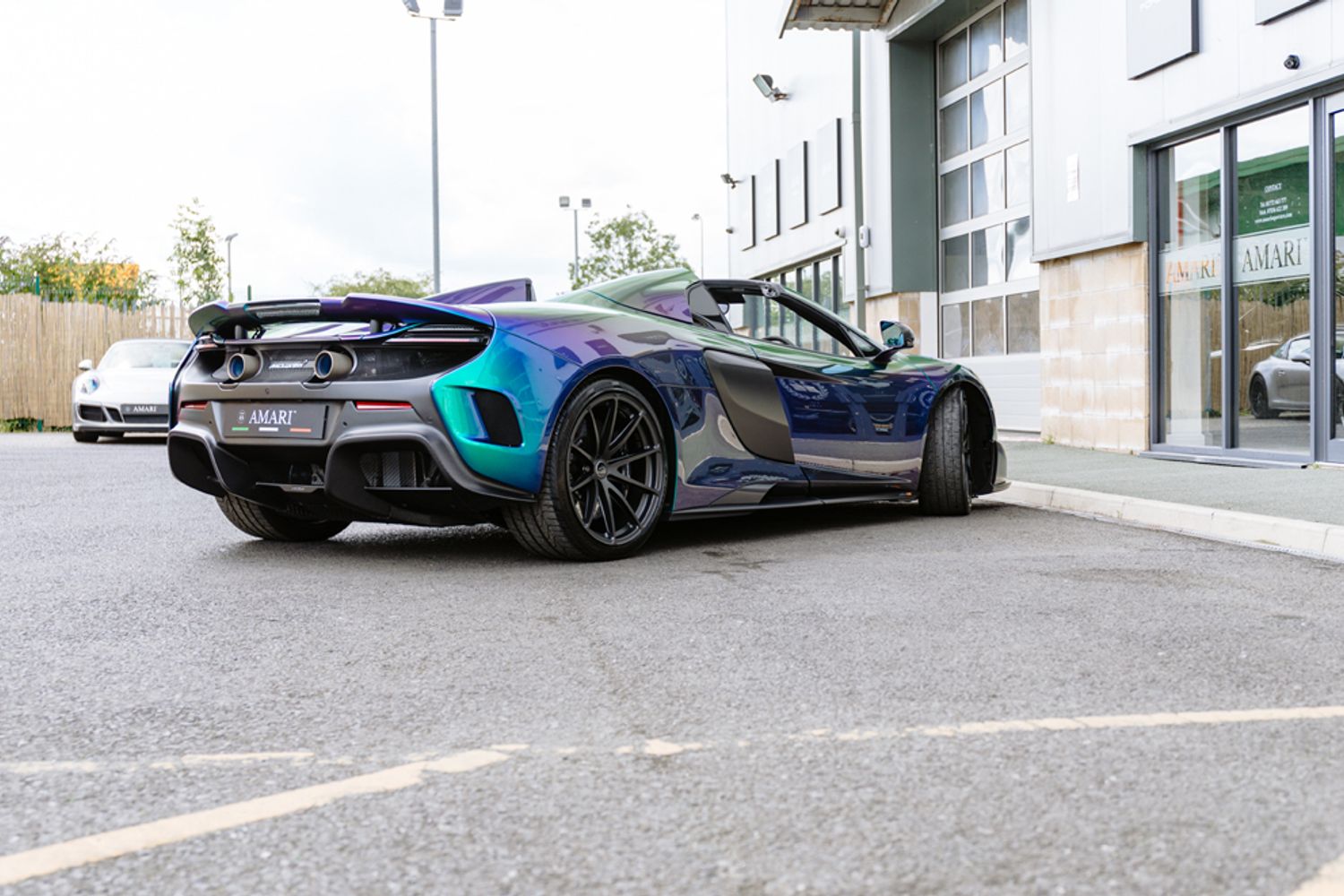 MCLAREN 675LT CONVERTIBLE 3.8 V8 SSG 2DR SEMI AUTOMATIC