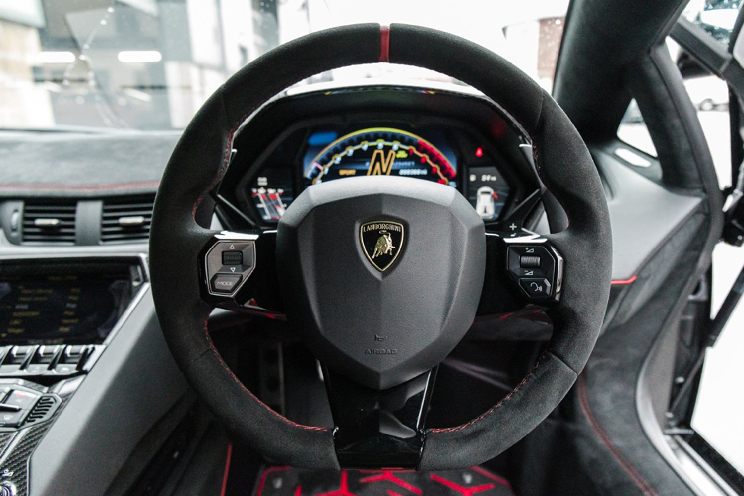LAMBORGHINI AVENTADOR COUPE 6.5 LP 770-4 SVJ 2DR SEMI AUTOMATIC