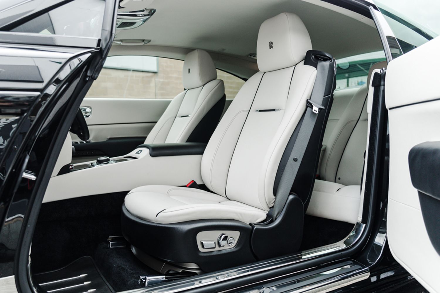 ROLLS-ROYCE WRAITH COUPE 6.6 V12 2DR AUTOMATIC