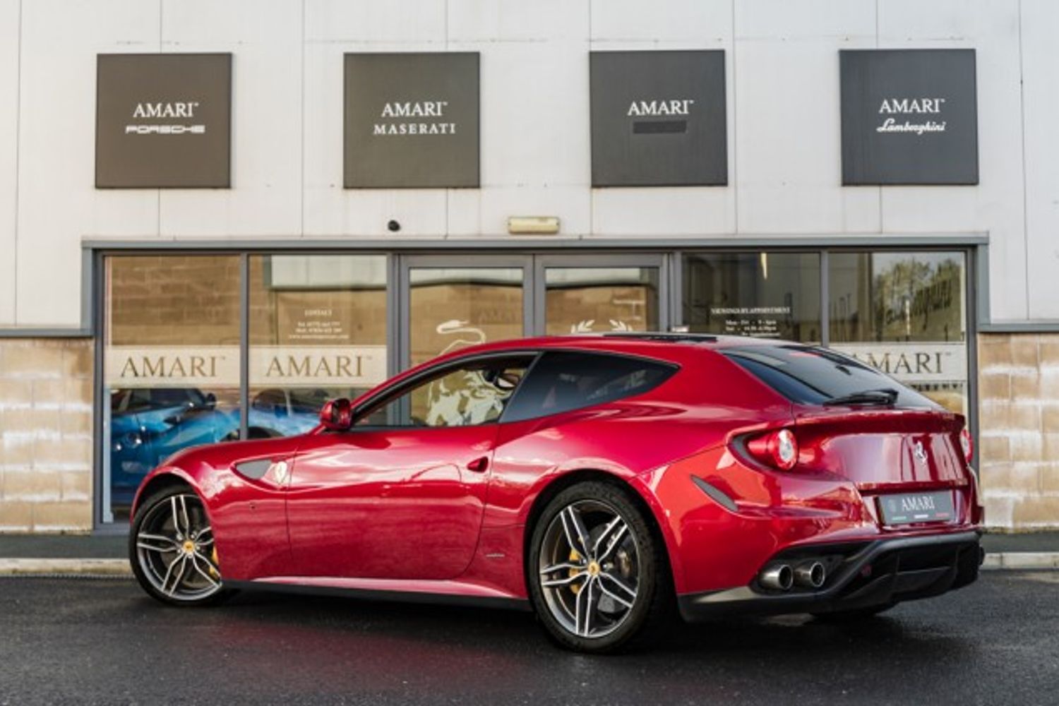 FERRARI FF HATCHBACK 6.3 V12 3DR