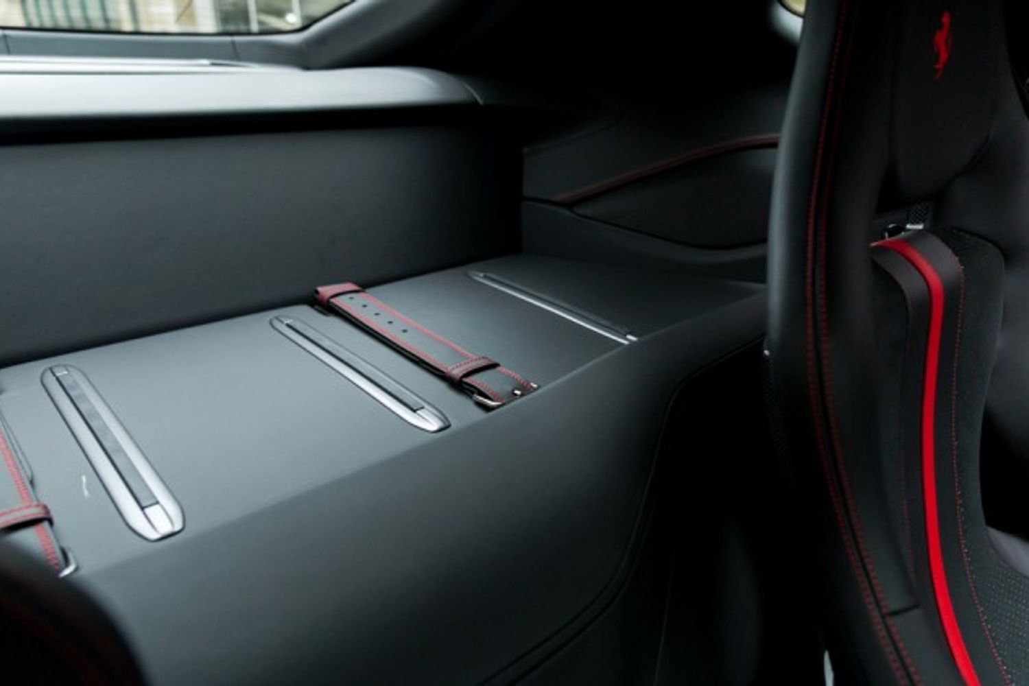 FERRARI 812 SUPERFAST COUPE 6.5 BCE 2DR SEMI AUTOMATIC