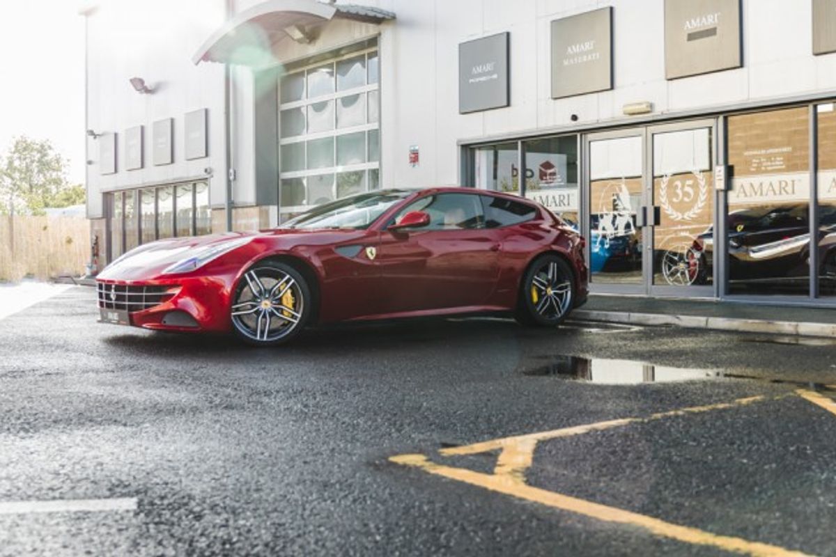 FERRARI FF HATCHBACK 6.3 V12 3DR