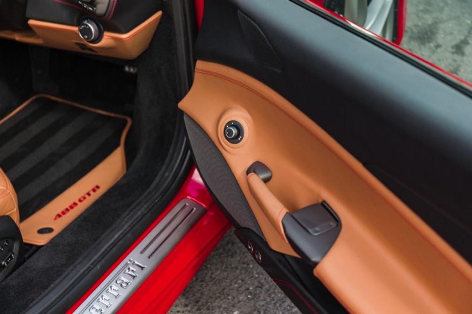 FERRARI 488 COUPE 3.9 GTB 2DR SEMI AUTOMATIC