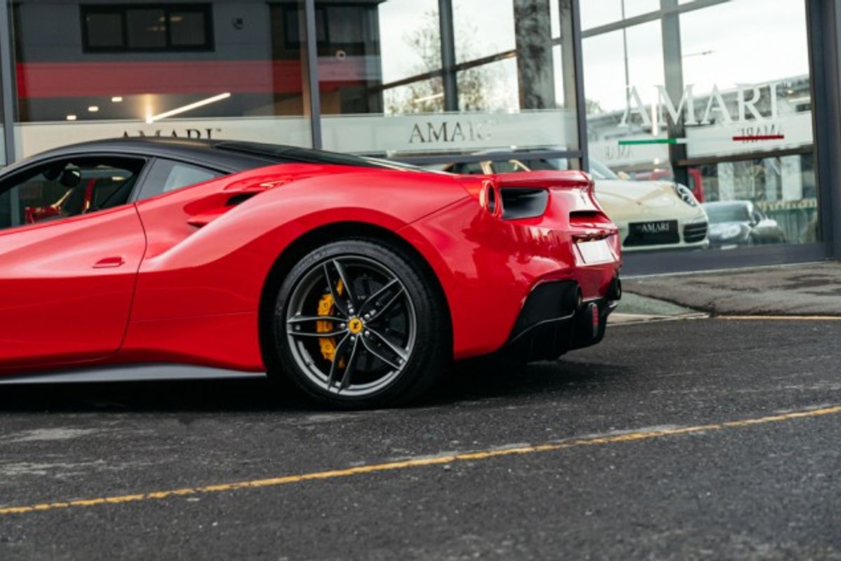 FERRARI 488 COUPE 3.9 GTB 2DR SEMI AUTOMATIC