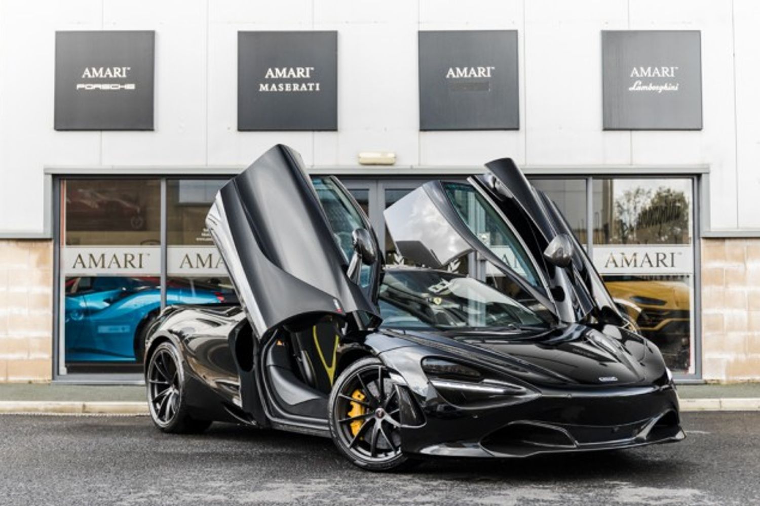 MCLAREN 720S COUPE 4.0 V8 SSG 2DR SEMI AUTOMATIC Performance