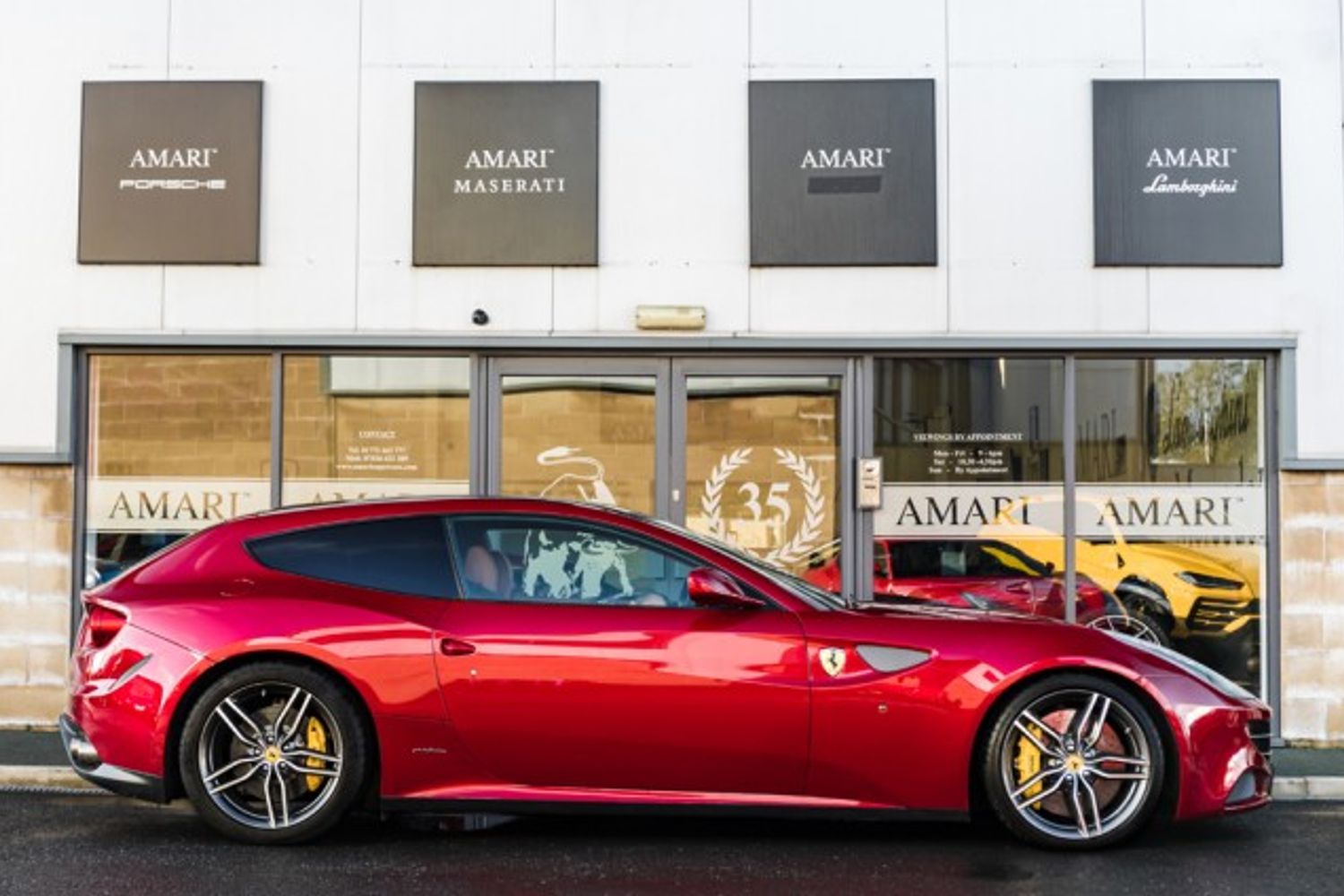 FERRARI FF HATCHBACK 6.3 V12 3DR