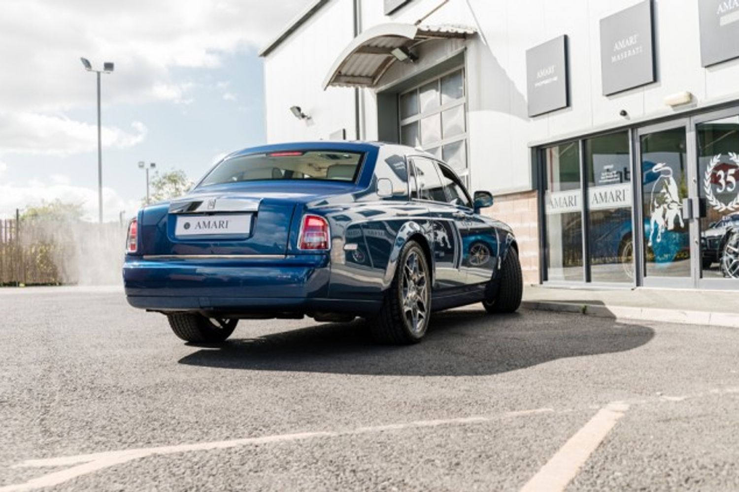 ROLLS-ROYCE PHANTOM LIMOUSINE 6.7 V12 4DR AUTOMATIC