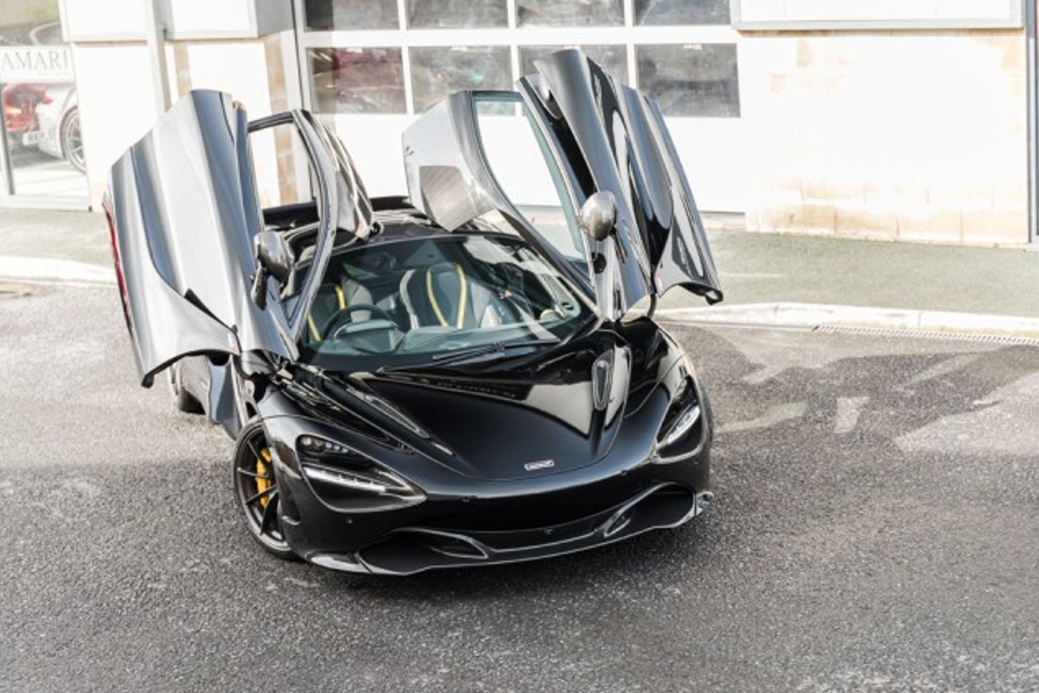 MCLAREN 720S COUPE 4.0 V8 SSG 2DR SEMI AUTOMATIC Performance