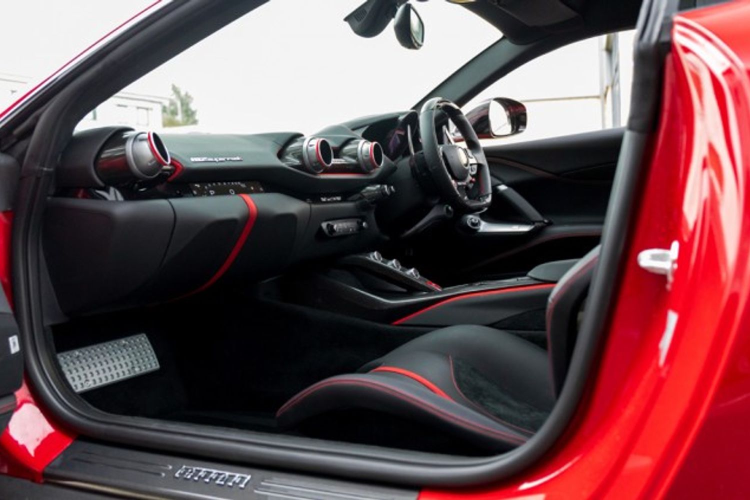 FERRARI 812 SUPERFAST COUPE 6.5 BCE 2DR SEMI AUTOMATIC