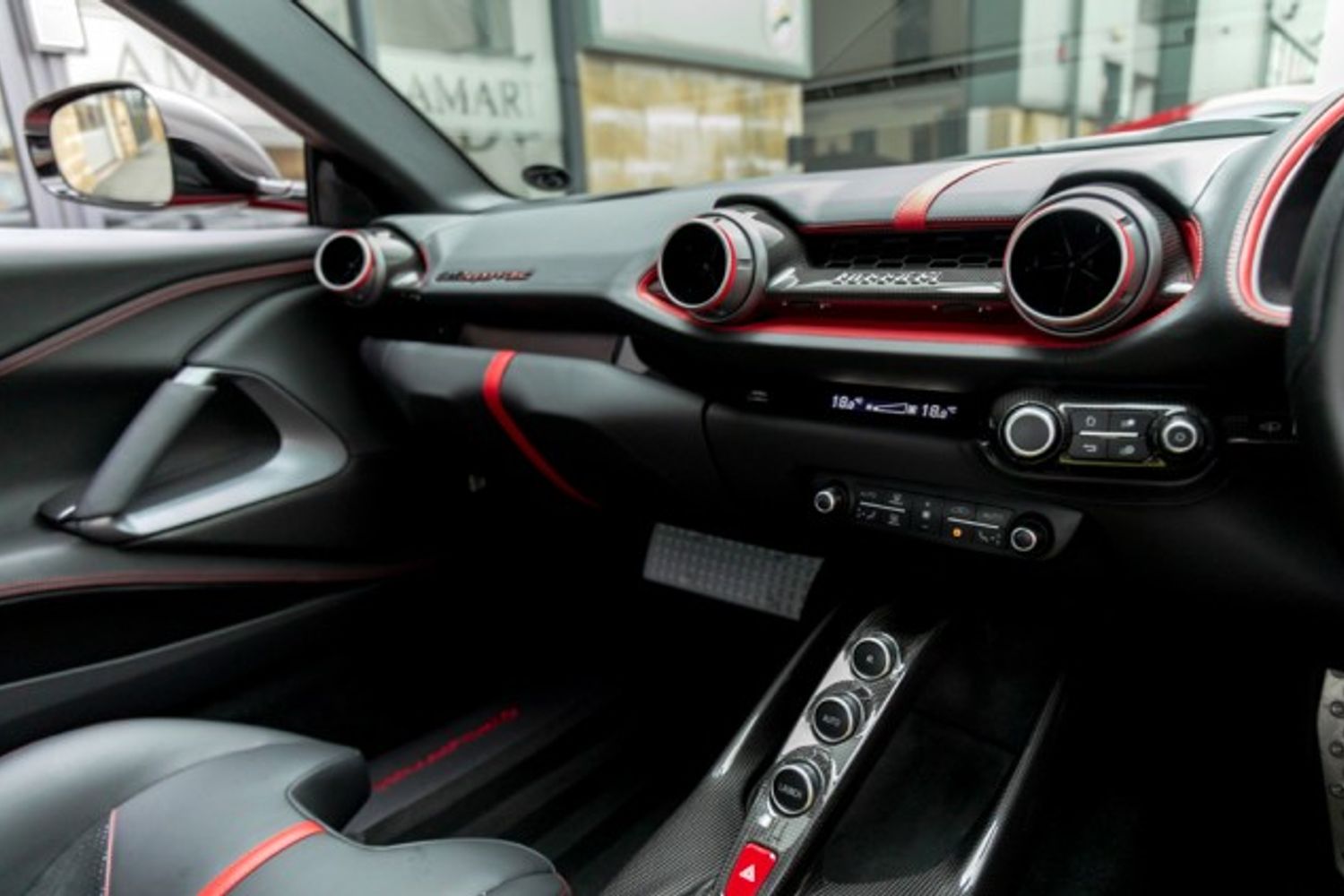 FERRARI 812 SUPERFAST COUPE 6.5 BCE 2DR SEMI AUTOMATIC