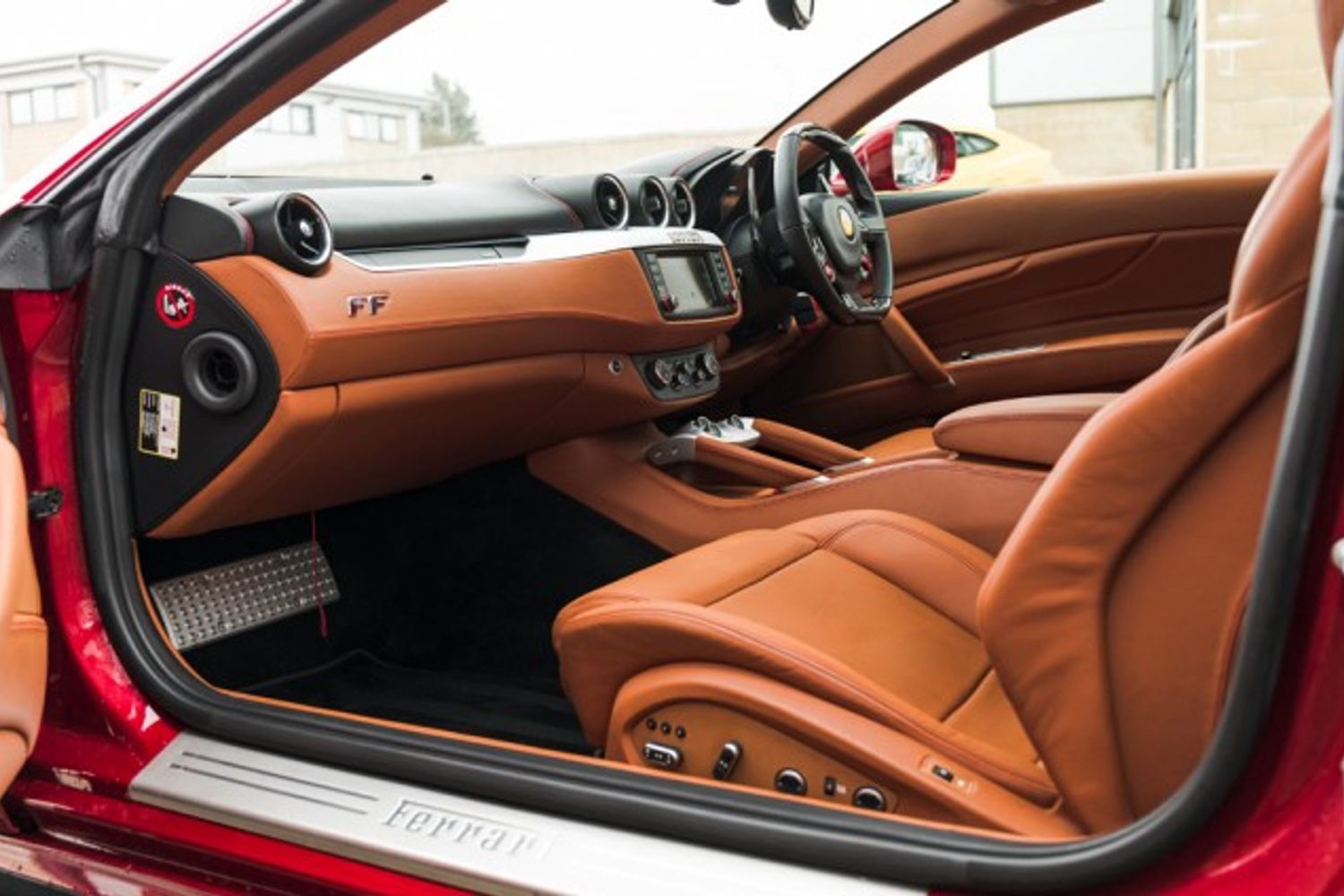 FERRARI FF HATCHBACK 6.3 V12 3DR