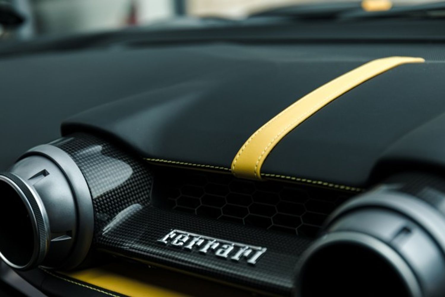 FERRARI 812 SUPERFAST COUPE 6.5 BCE 2DR SEMI AUTOMATIC
