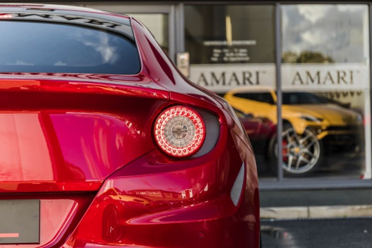 FERRARI FF HATCHBACK 6.3 V12 3DR