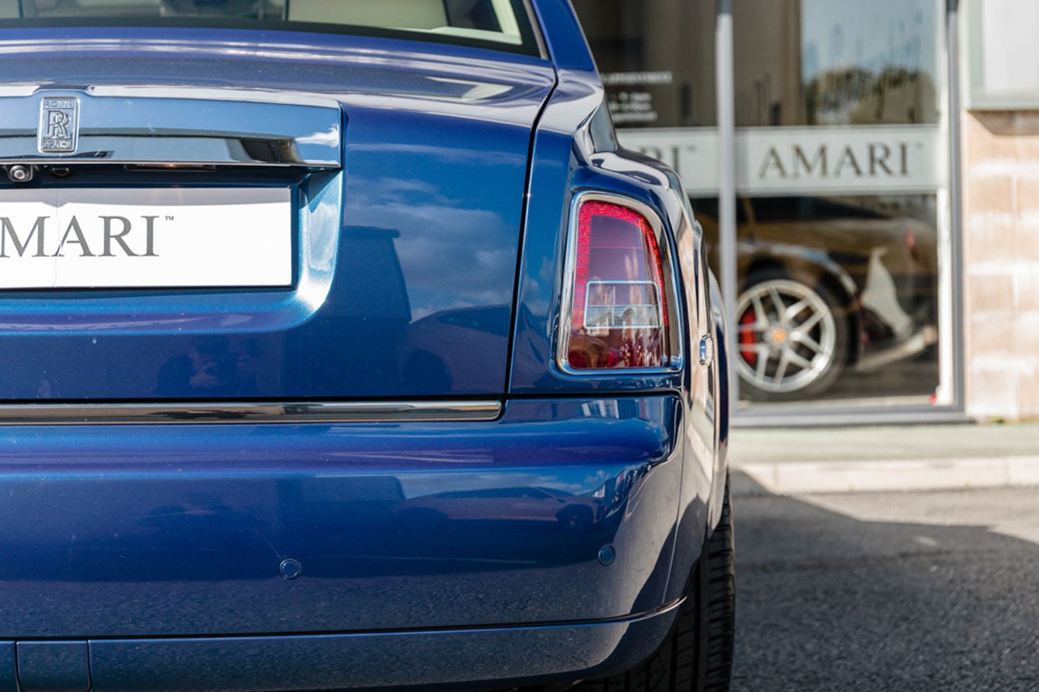 ROLLS-ROYCE PHANTOM LIMOUSINE 6.7 V12 4DR AUTOMATIC