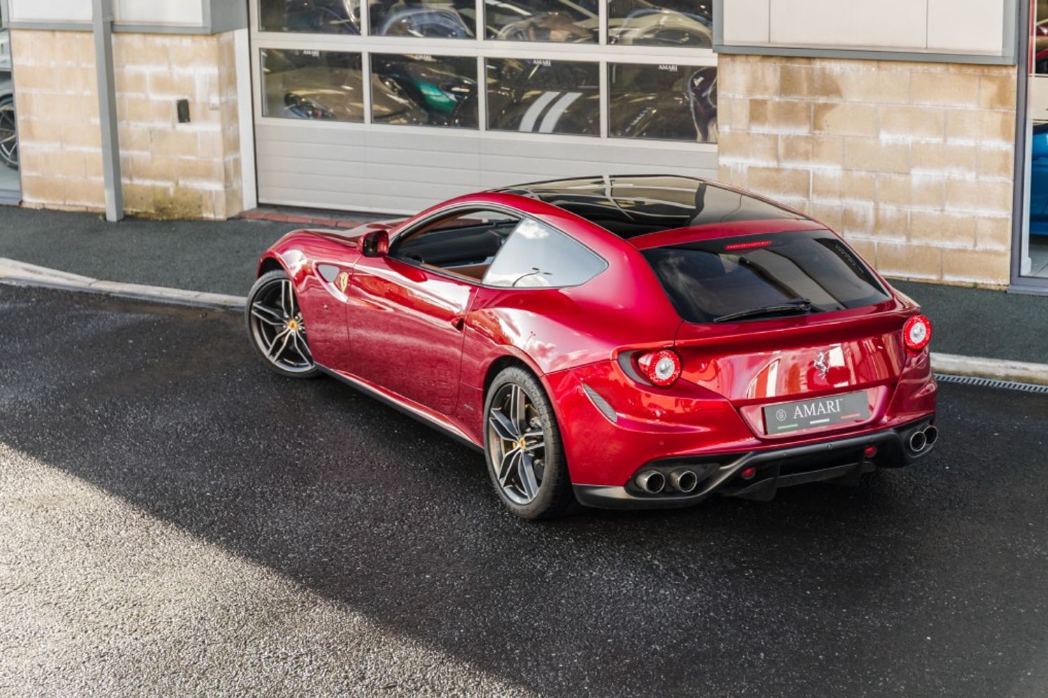 FERRARI FF HATCHBACK 6.3 V12 3DR