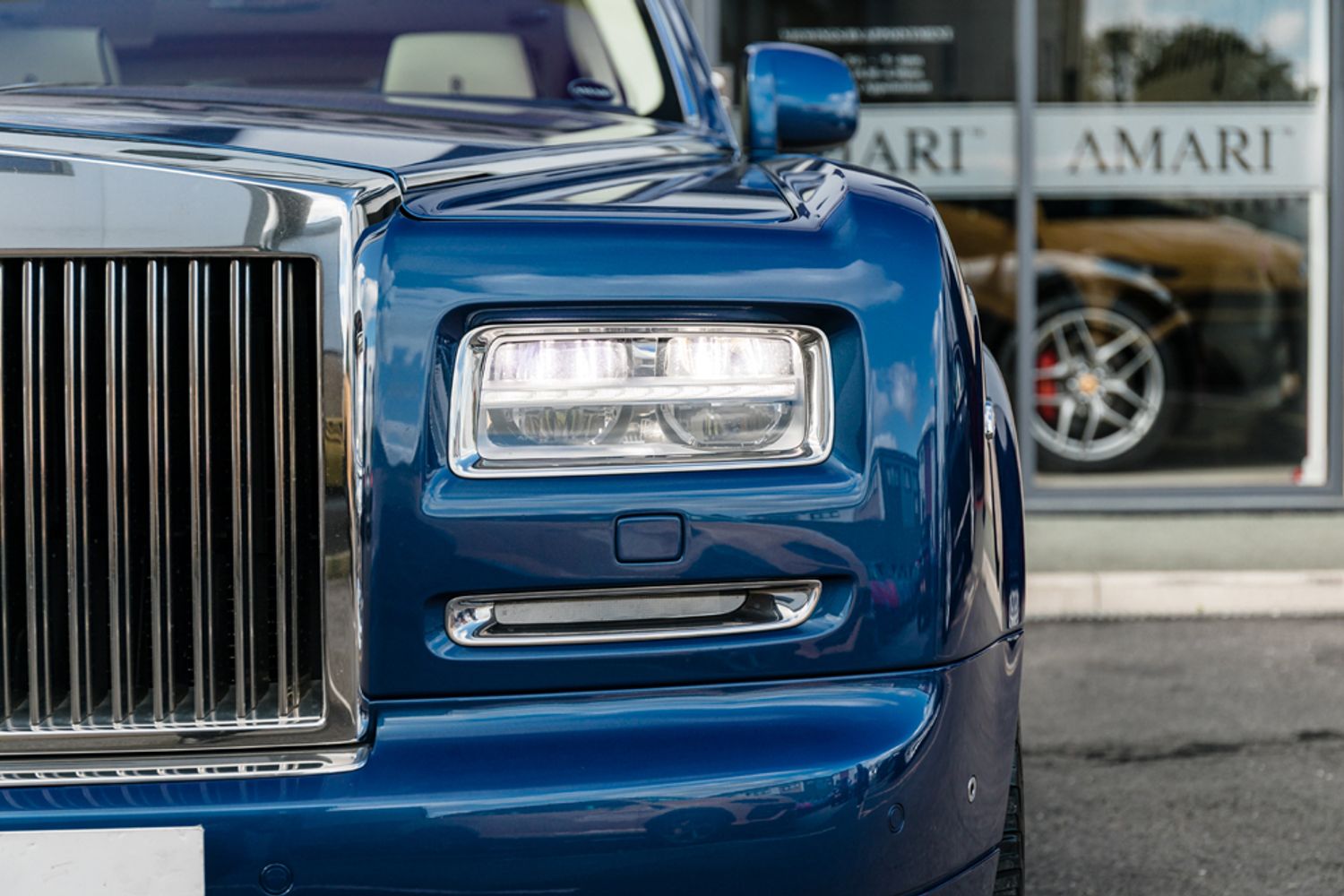 ROLLS-ROYCE PHANTOM LIMOUSINE 6.7 V12 4DR AUTOMATIC