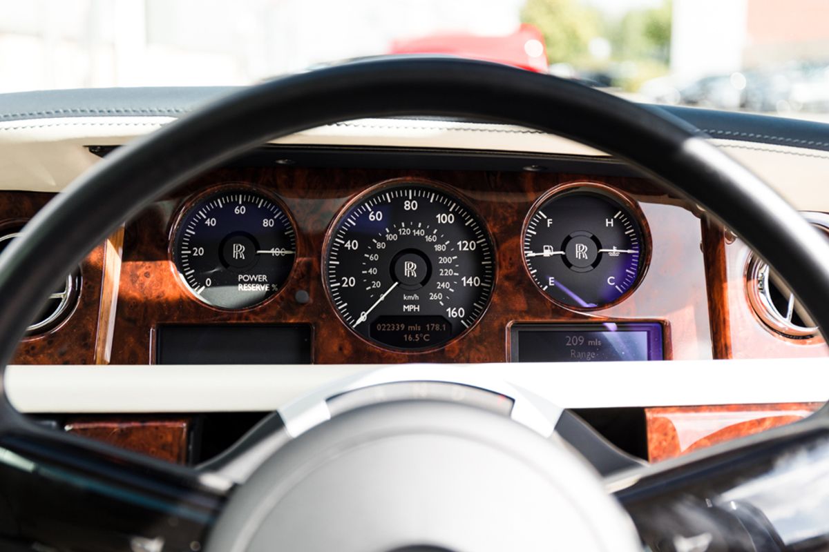ROLLS-ROYCE PHANTOM LIMOUSINE 6.7 V12 4DR AUTOMATIC