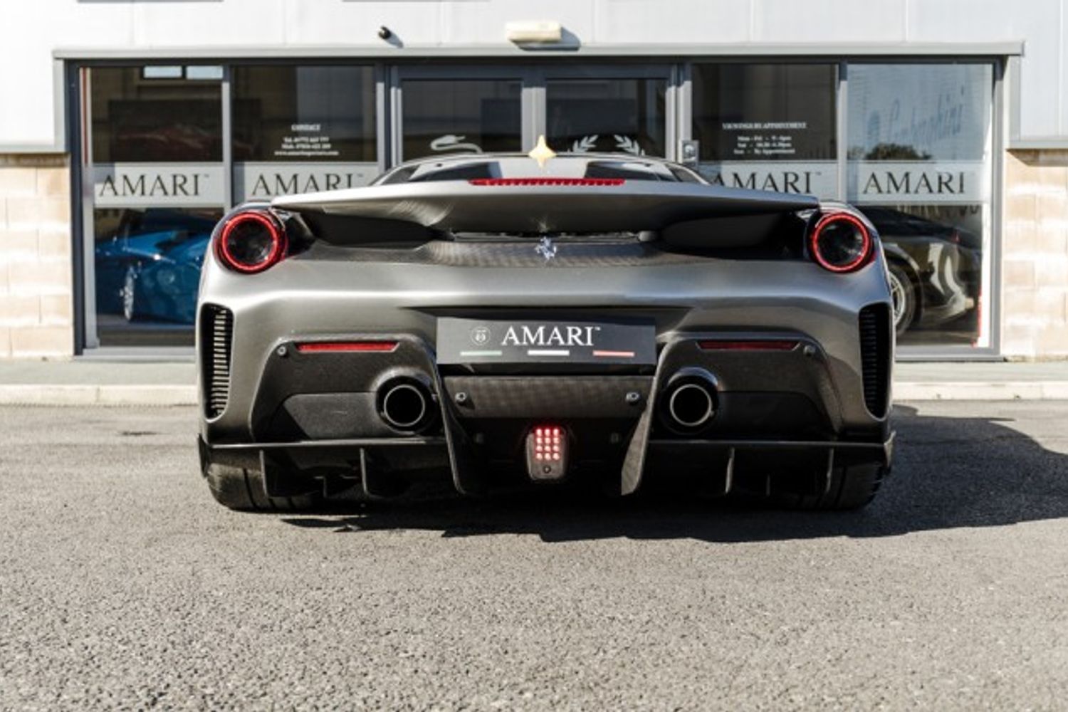 FERRARI 488 PISTA COUPE 3.9 VS 2DR SEMI AUTOMATIC