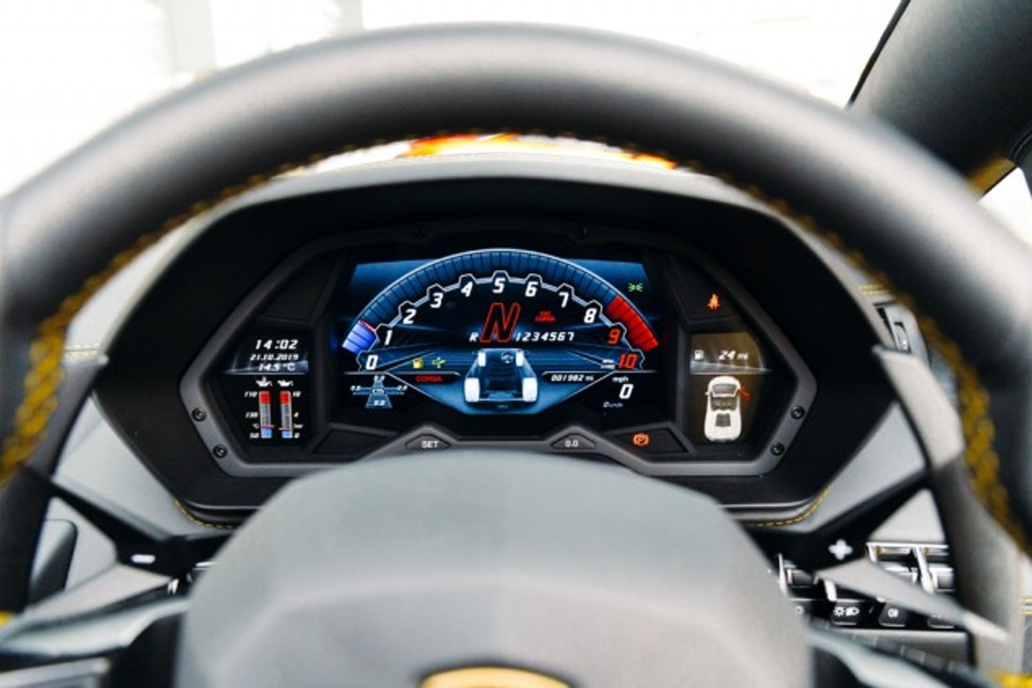 LAMBORGHINI AVENTADOR CONVERTIBLE 6.5 LP 740-4 S ROADSTER 2DR SEMI AUTOMATIC