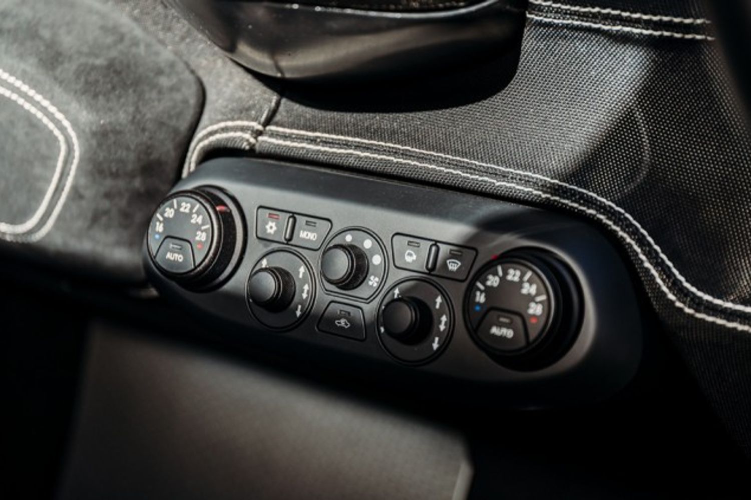 FERRARI 458 SPECIALE COUPE 4.5 AB 2DR SEMI AUTOMATIC