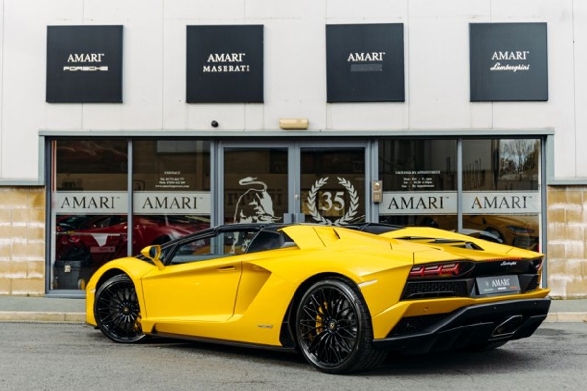 LAMBORGHINI AVENTADOR CONVERTIBLE 6.5 LP 740-4 S ROADSTER 2DR SEMI AUTOMATIC