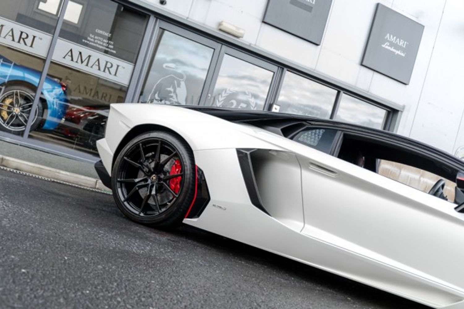 LAMBORGHINI AVENTADOR COUPE 6.5 LP 700-4 PIRELLI EDITION