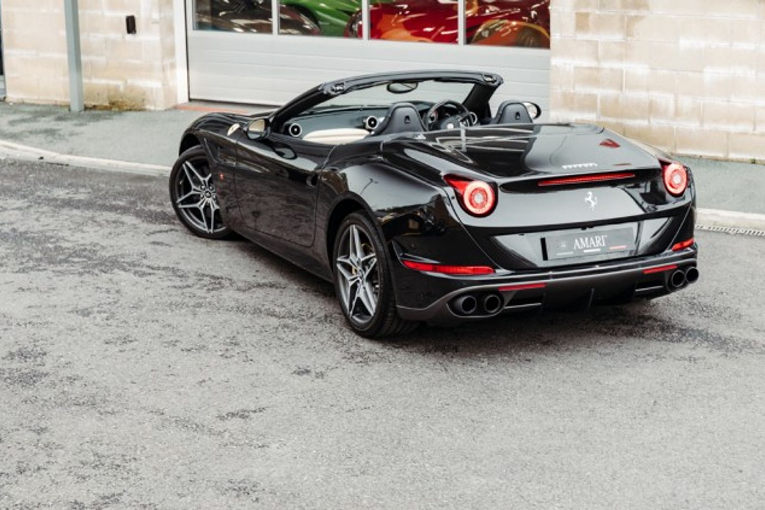FERRARI CALIFORNIA CONVERTIBLE 3.9 DD 2DR SEMI AUTOMATIC