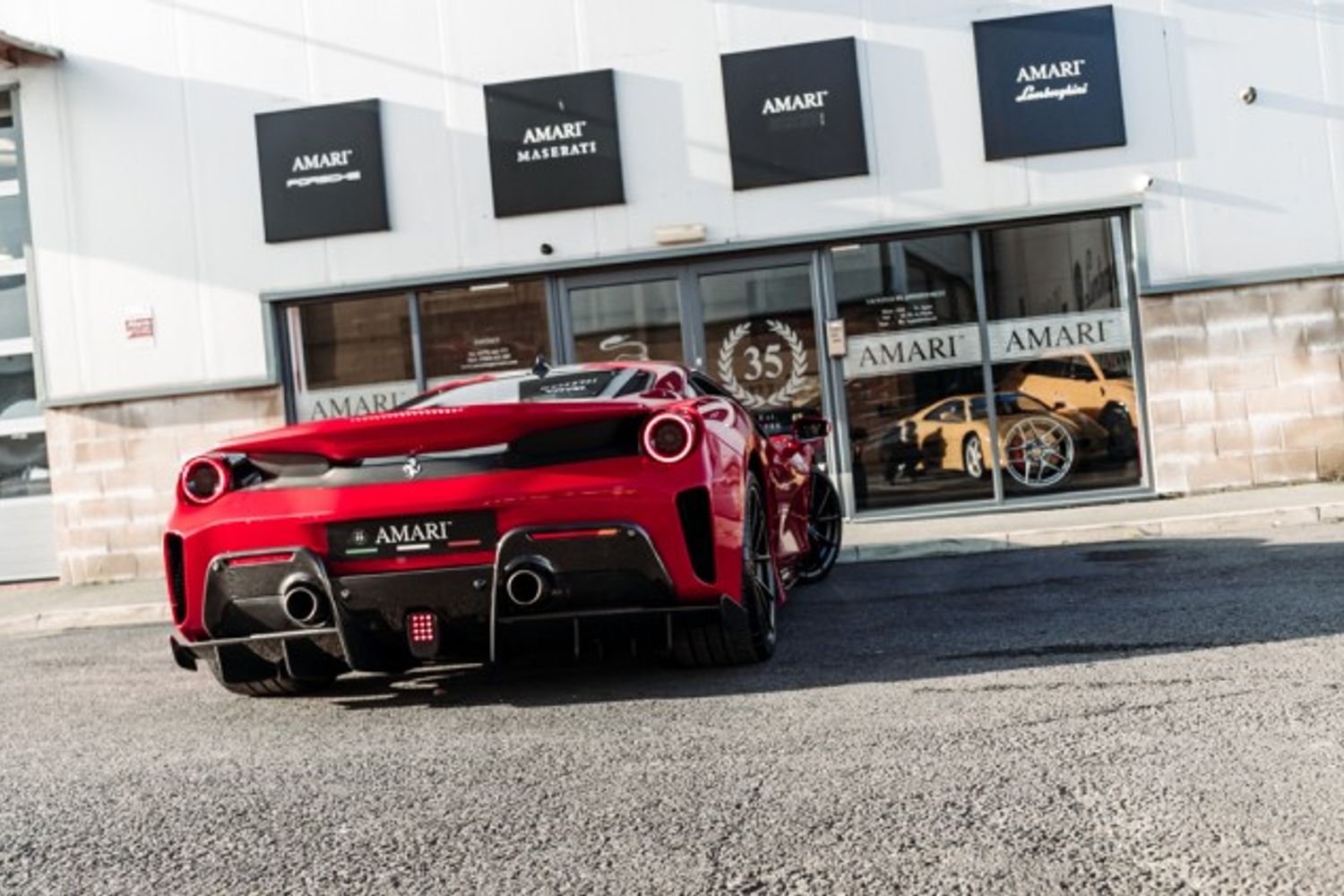 FERRARI 488 PISTA COUPE 3.9 VS 2DR SEMI AUTOMATIC