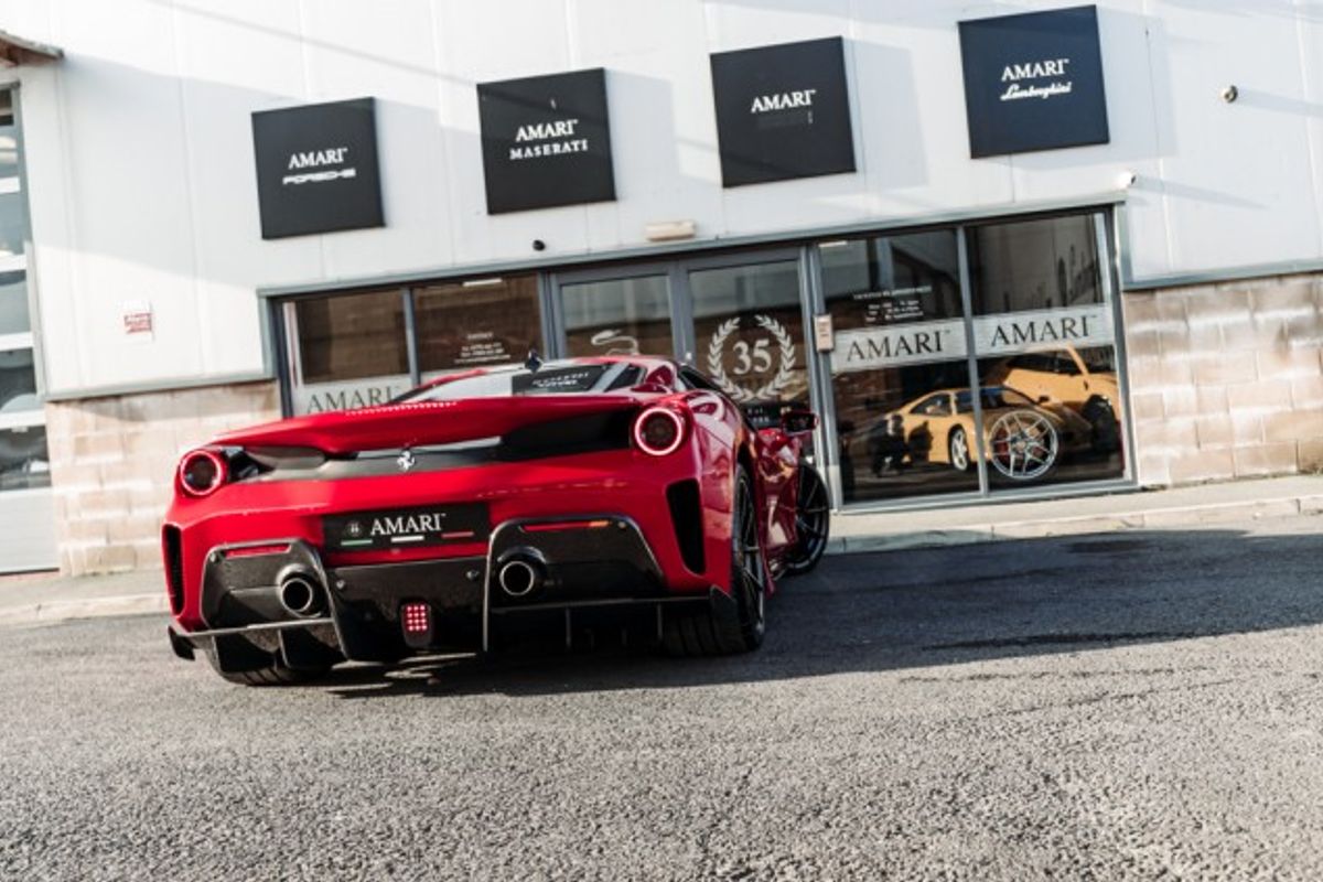 FERRARI 488 PISTA COUPE 3.9 VS 2DR SEMI AUTOMATIC