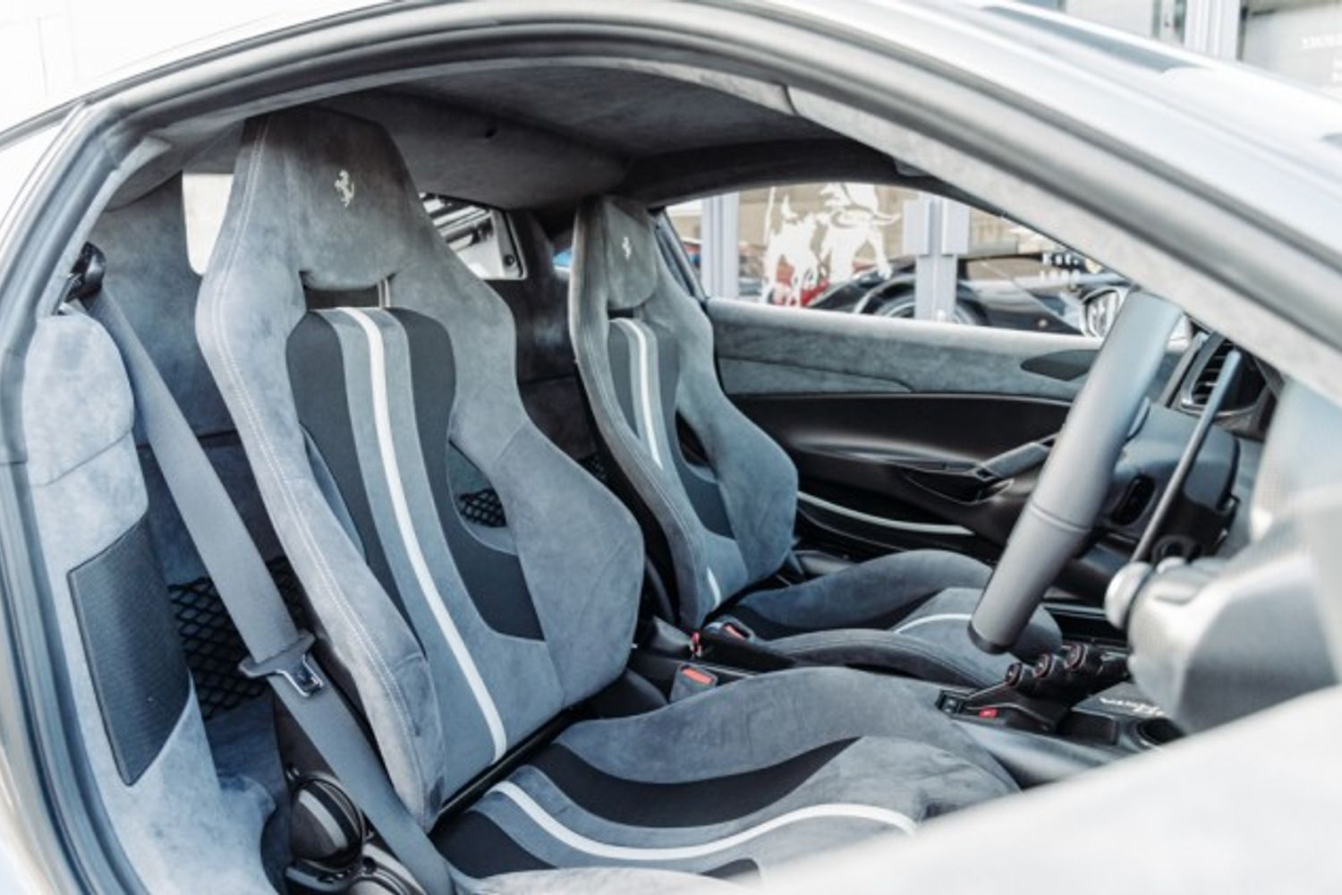 FERRARI 488 PISTA COUPE 3.9 VS 2DR SEMI AUTOMATIC