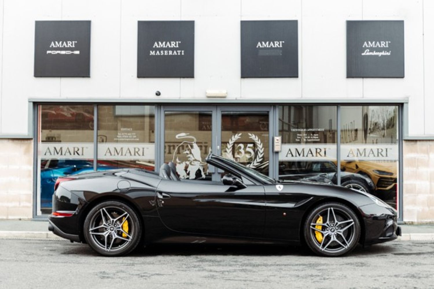 FERRARI CALIFORNIA CONVERTIBLE 3.9 DD 2DR SEMI AUTOMATIC