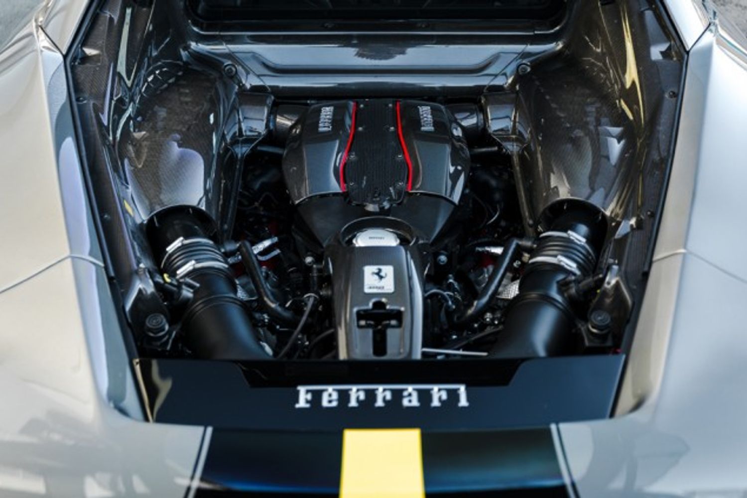 FERRARI 488 PISTA COUPE 3.9 VS 2DR SEMI AUTOMATIC
