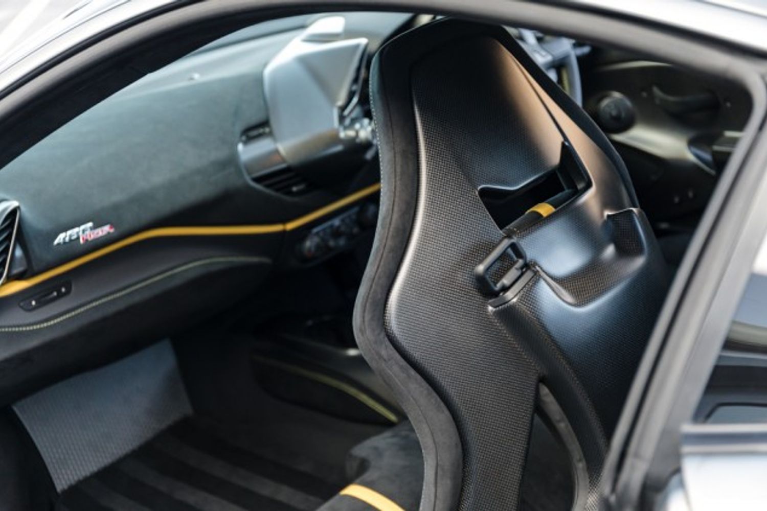 FERRARI 488 PISTA COUPE 3.9 VS 2DR SEMI AUTOMATIC