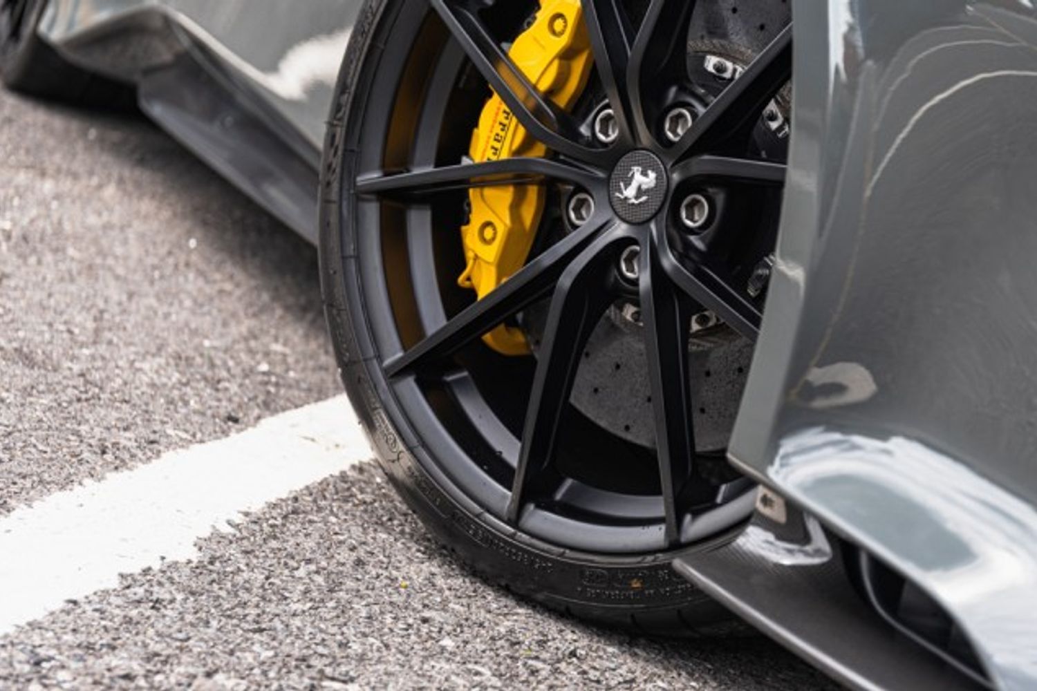 FERRARI 488 PISTA COUPE 3.9 VS 2DR SEMI AUTOMATIC