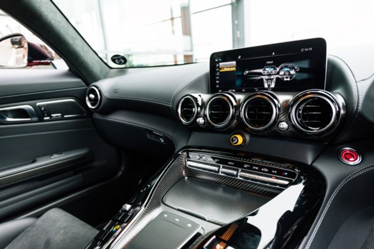MERCEDES-BENZ GT COUPE 4.0 AMG GT R PRO 3DR SEMI AUTOMATIC