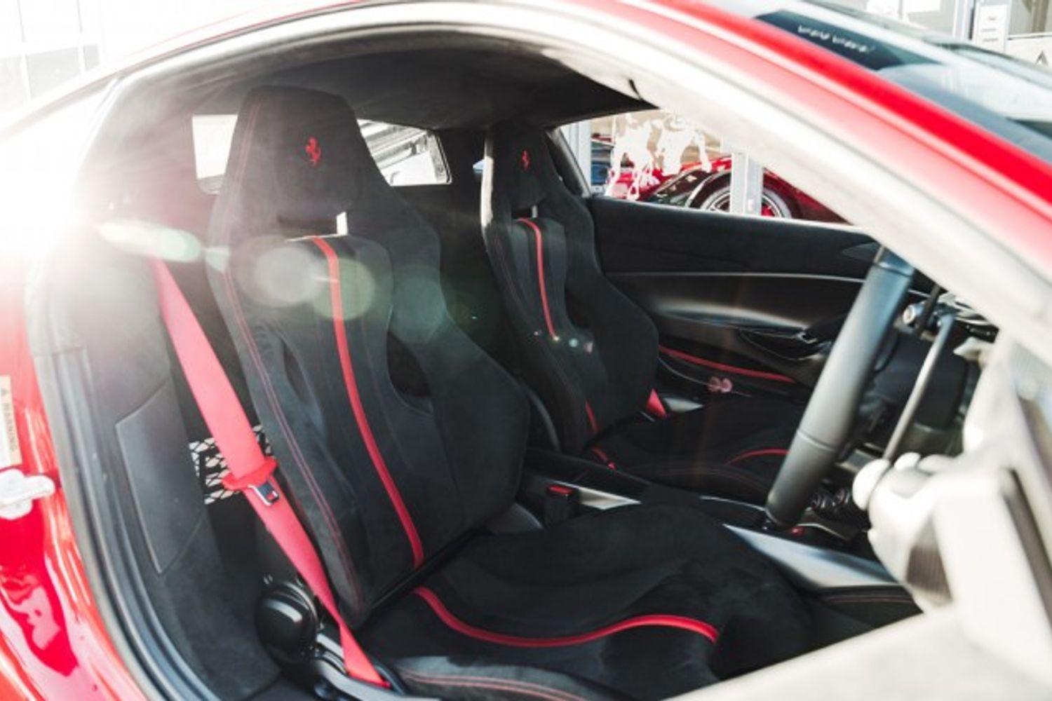 FERRARI 488 PISTA COUPE 3.9 VS 2DR SEMI AUTOMATIC