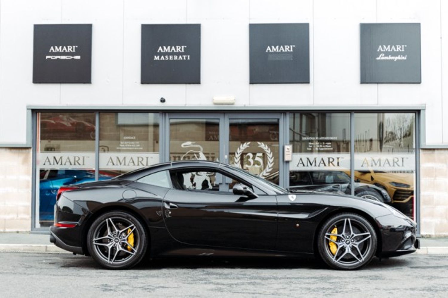 FERRARI CALIFORNIA CONVERTIBLE 3.9 DD 2DR SEMI AUTOMATIC