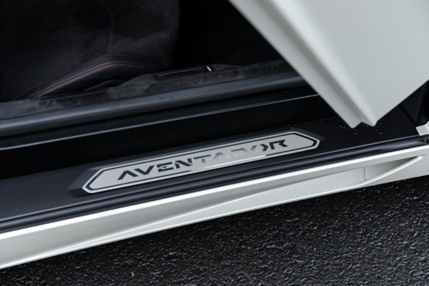 LAMBORGHINI AVENTADOR COUPE 6.5 LP 700-4 PIRELLI EDITION