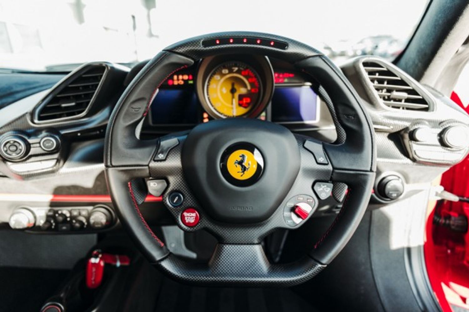 FERRARI 488 PISTA COUPE 3.9 VS 2DR SEMI AUTOMATIC