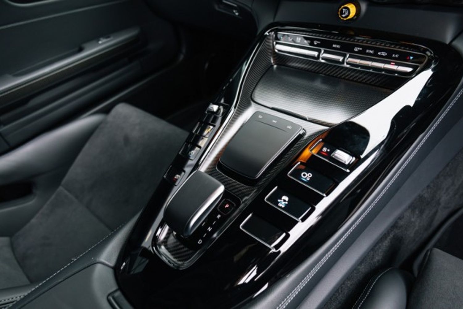 MERCEDES-BENZ GT COUPE 4.0 AMG GT R PRO 3DR SEMI AUTOMATIC