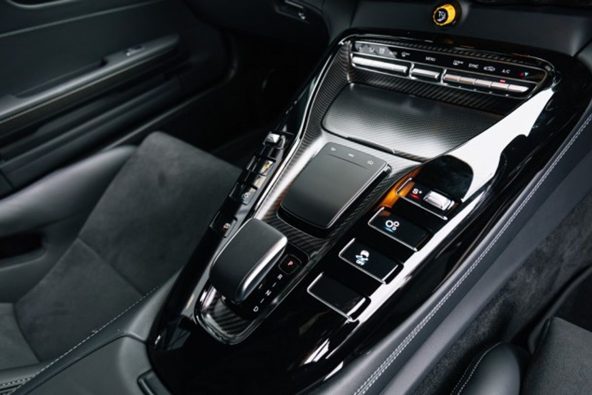 MERCEDES-BENZ GT COUPE 4.0 AMG GT R PRO 3DR SEMI AUTOMATIC